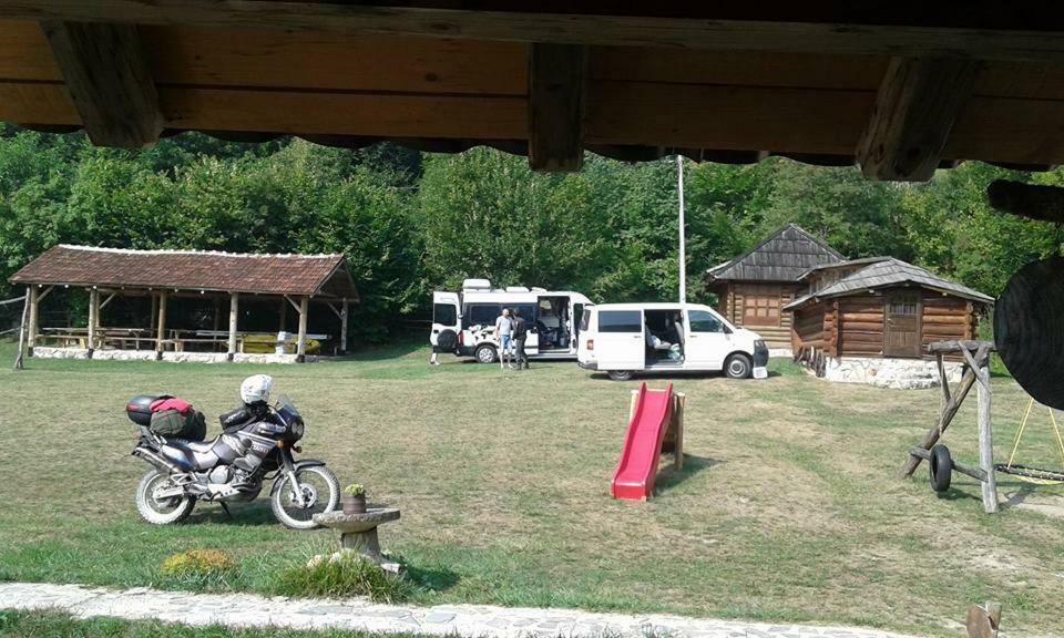 Etno Kuce Miljevic Hotel Sipovo Luaran gambar